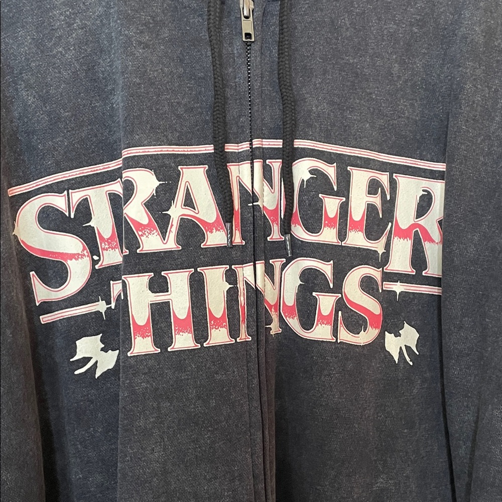Stranger Things Season 5 Poster Hoodie SZ XL - Picture 7 of 11